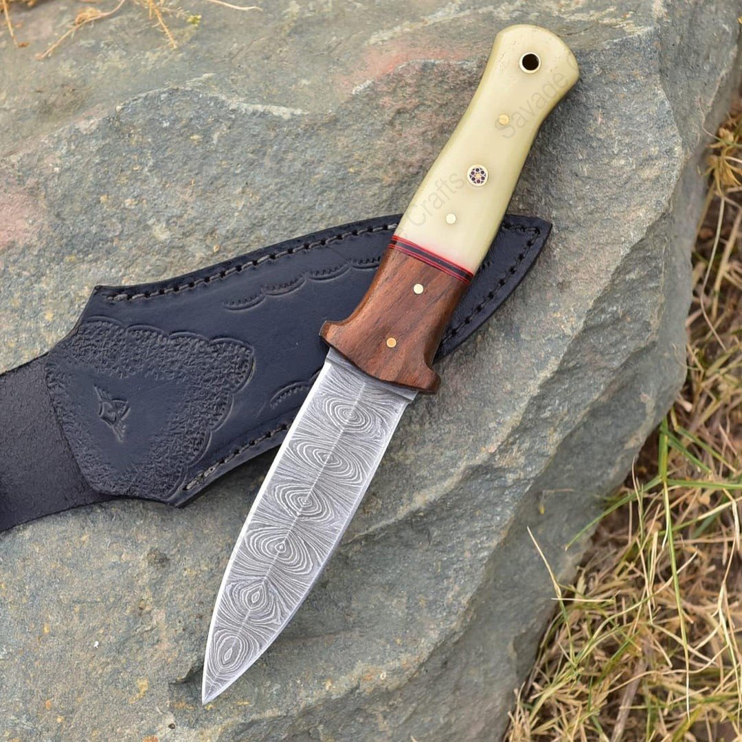 8.75″ Damascus Steel Dagger