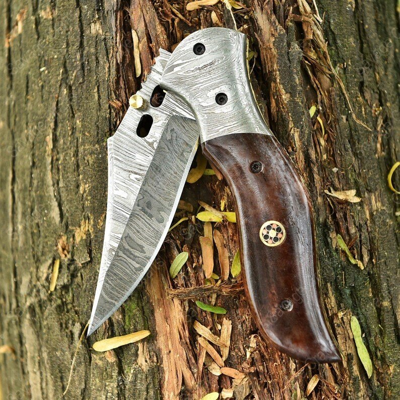 7.5″ Handmade Damascus Steel Folding/Pocket Knife – Bone Handle - Image 5